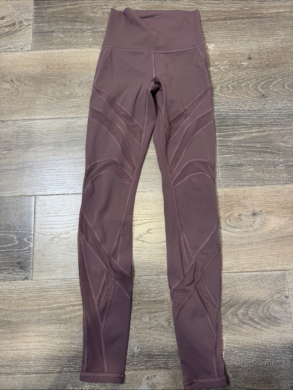 lululemon athletica Sculpted Seam High-Waist Leggings in Plum 28” inseam RG